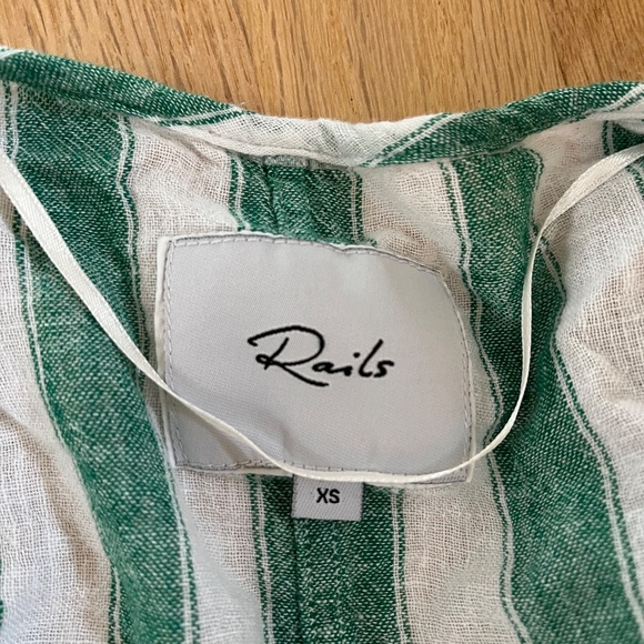 Rails Cropped Wrap Top - Picture 2 of 3